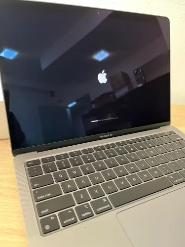 MacBook Apple em Excelente Estado. 