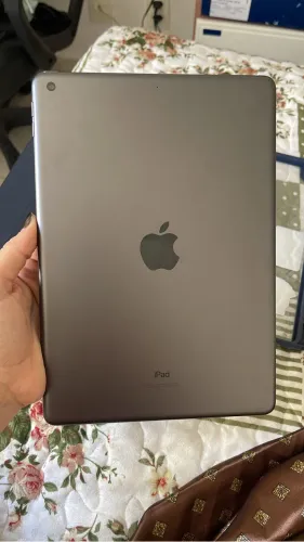 iPad 9° Geração - 64gb - SemiNovo!