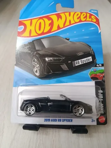 Hot Wheels 2019 Audi R8 Spyder