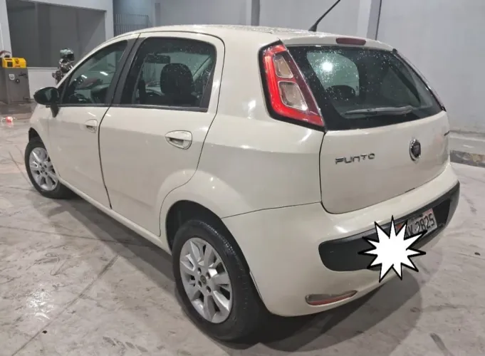 Fiat Punto Attractive 1.4 Fire Flex 8V 5P 2013