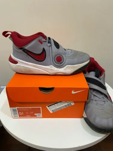 Tênis Original Nike com caixa e Palmilha Masculino Basquete tamanho 36