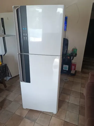 Geladeira Electrolux inverter 