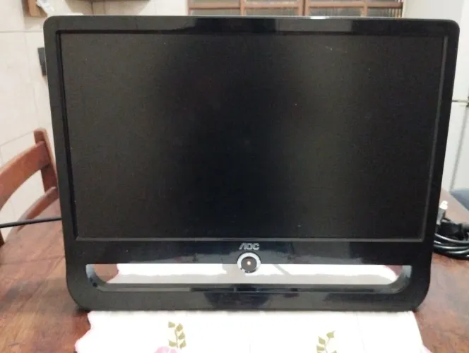 Monitor AOC