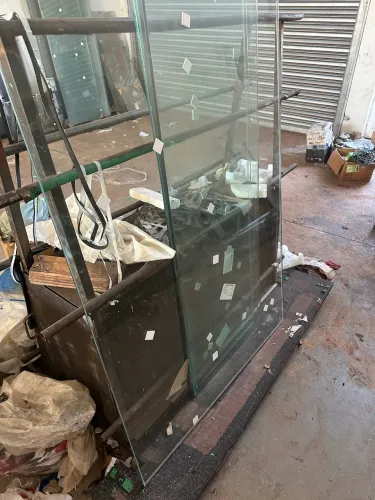 Cavalete de Vidraçaria para Caminonete