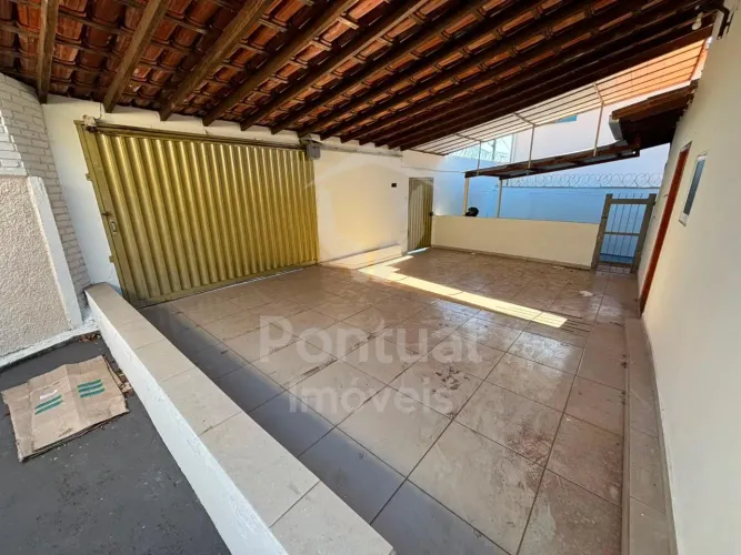 Casa para aluguel, 3 quartos, 1 vaga, JARAGUA - UBERLANDIA/MG
