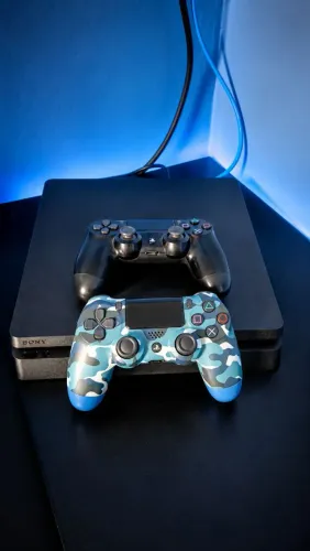 Vendo Ps4 slim 1tb + jogos