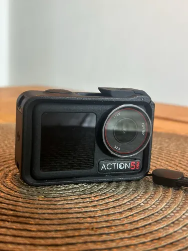 Action 5 pro acompanhado de filtros