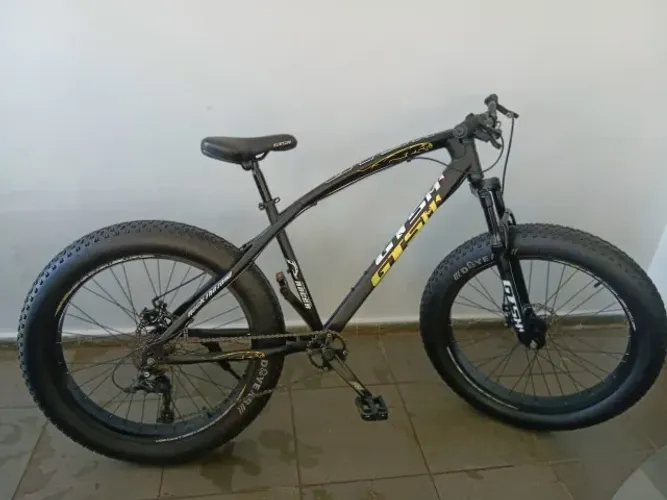 Bicicleta GTSM1 Fat Bike Racer