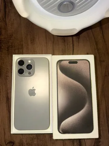 IPhone 15 pro max todo original completo na caixa