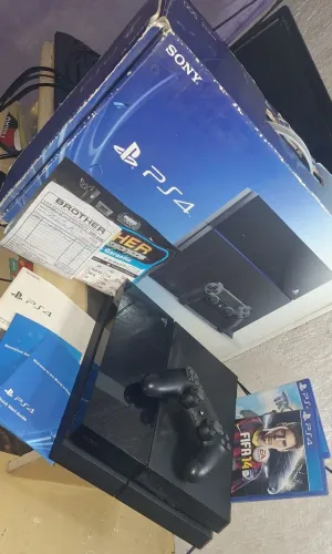 PS4 NA CAIXA