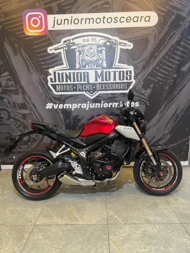 Honda CB 650r - 2021 - 31.000km - COM GARANTIA!