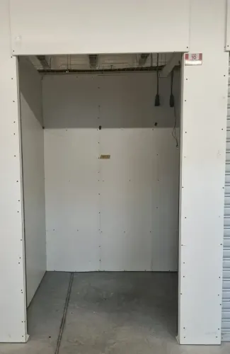 BOX PARA LOCAÇÃO NO CENTRO FASHION