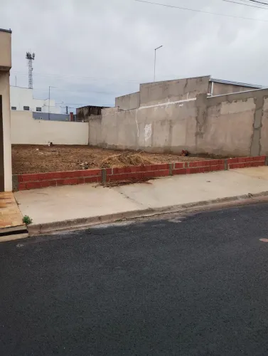 Terreno à Venda em Ibaté/SP - Excelente Localização
