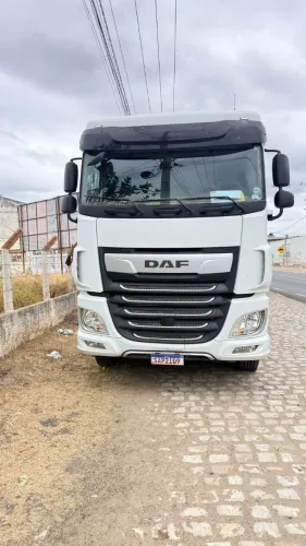VENDO CAMINHÃO DAF XF 530 6X4(TRAÇADO) 23/23 EURO6