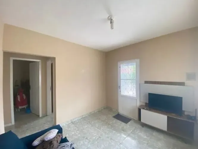 Casa residencial para alugar no bairro Sarandi com 220 m² e 2 dormitórios/quartos.