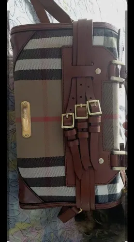 BOLSA BAÚ BURBERRY