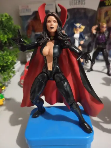 Marvel legends satana