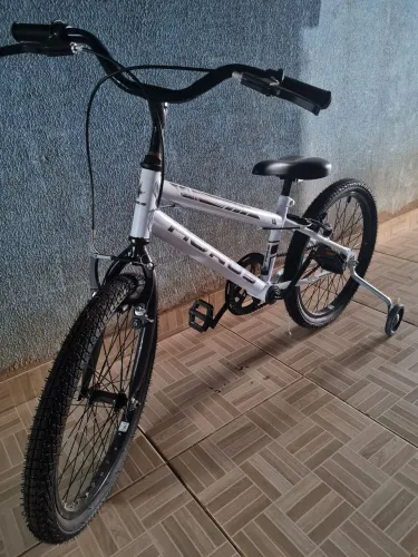 Bicicleta infantil aro 20