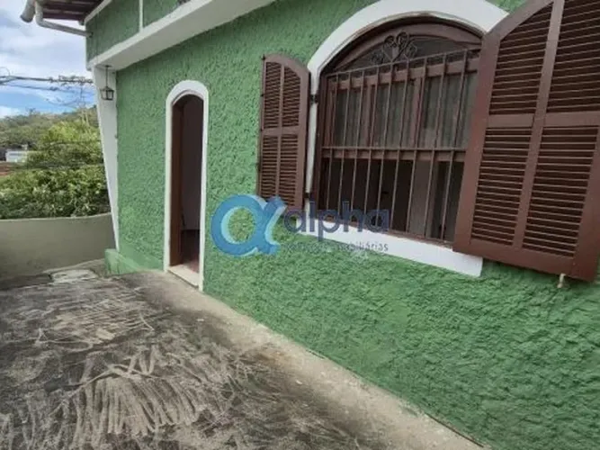 Casa com 02 Quartos - Próximo ao Hiper Shopping - Alto da Serra - Petrópolis/RJ
