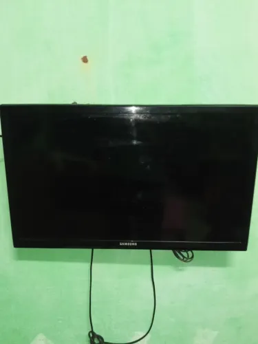 Tv Samsung 24" LED