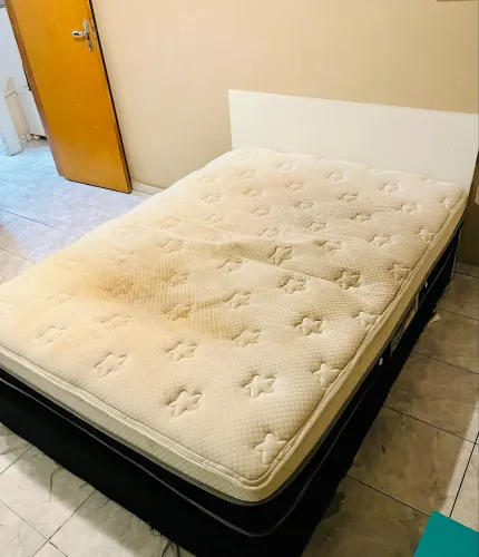 CAMA BOX COM COLCHÃO E CABECEIRA
