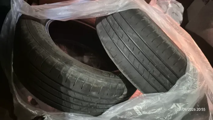 Pneus goodyear 205/60 R16
