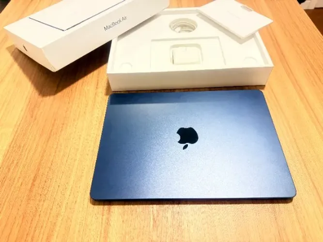 MacBook Air M2 - 8 Gb - 256ssd - Midnight 13 polegadas - Midnight