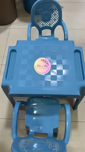 Conjunto Infantil Mesa e 2 cadeiras