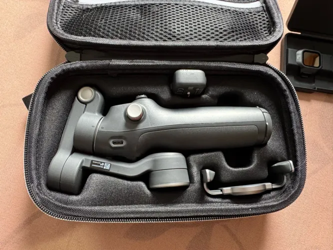 Gimbal DJI Osmo Mobile 7P. Estabilizador