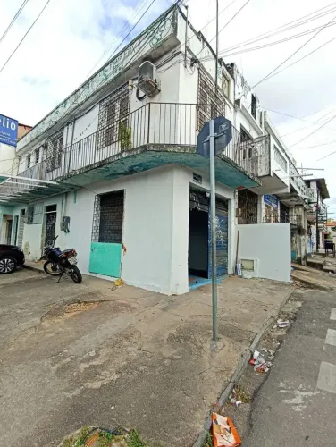 Ponto comercial/Loja/Box para aluguel possui 20 metros quadrados com 1 quarto
