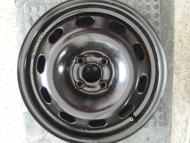 Roda de Ferro aro 15 Hyundai Hb20 Preta 4X100 original
