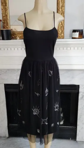 Fantasia HALLOWEEN Vestido preto com detalhes em prata