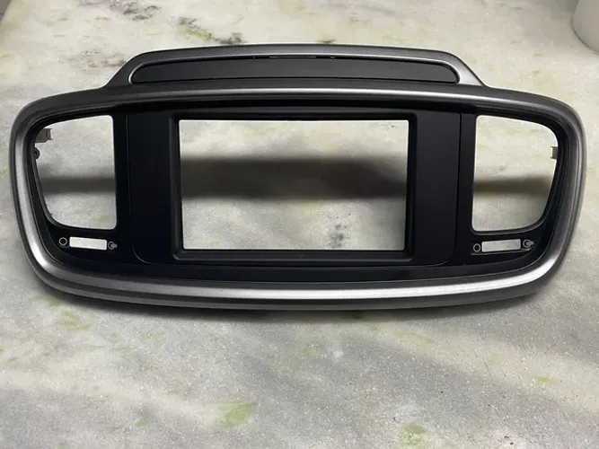 Moldura 2 dim Kia sorento 2016/2018