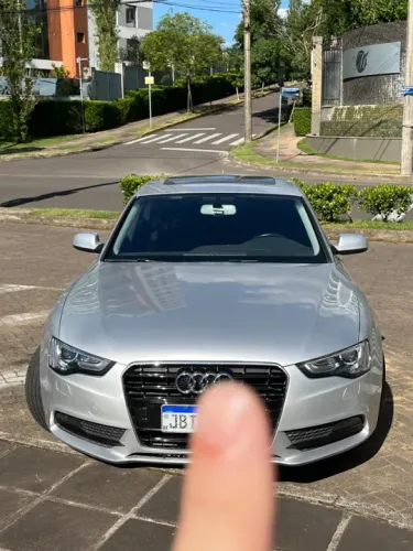 Audi A5 segunda dona, baixa km, manual , chave reserva em excelente estado, 4 pneus novos.