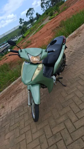 Vendo ou troco biz 125 es 