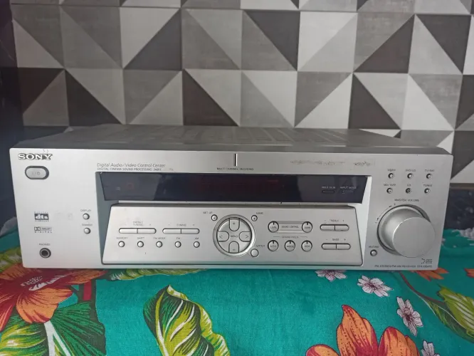 Receiver Sony STR-DE475 5.1