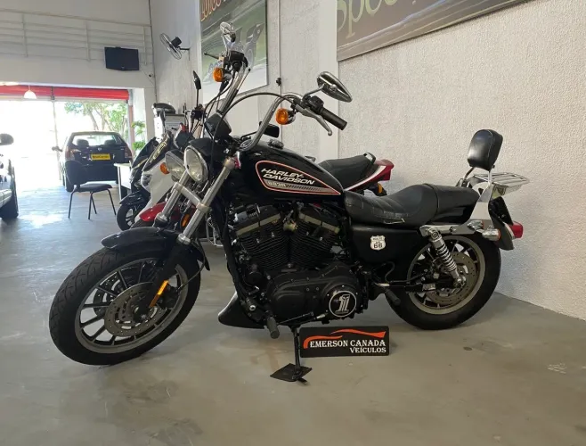 HARLEY DAVIDSON XL 883 R.  Gasolina. 2008/2008 