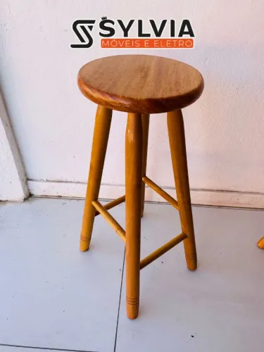 Banco alto sem encosto