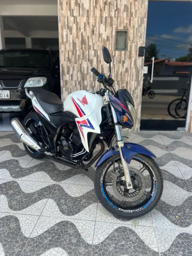 CB 300, 2013