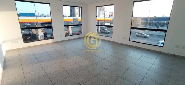 Sala para Locação 3 banheiros 6 vagas rotativas Sala de espera elevador banheiro para defi