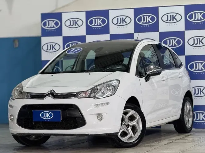 C3 Exclusive 1.5 AT 2017 com teto panorâmico