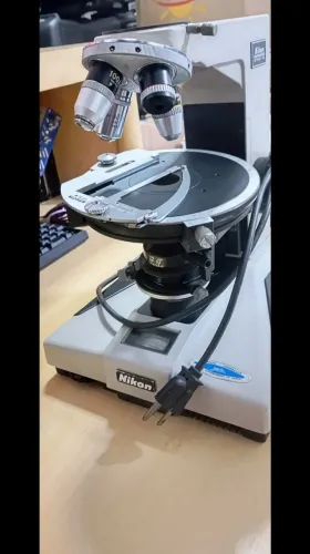 Estéreomicroscópio NIKON AFX-IIA