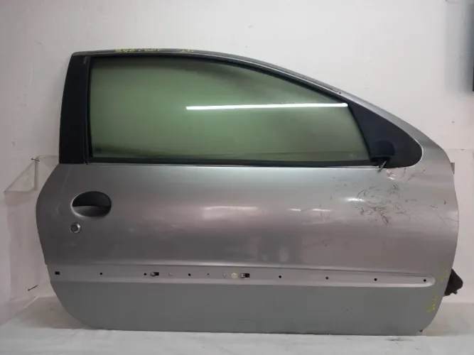Porta Dianteira Direita Peugeot 206 Duas Portas Original 
