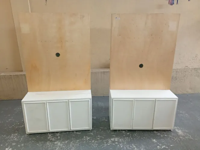 Painel com armário 