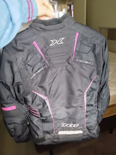 Jaqueta x11 evo 3 ótima pra andar de moto