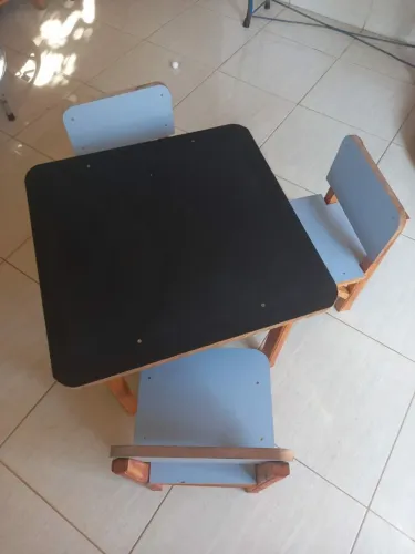 Mesinha infantil