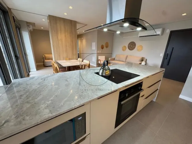 Apartamento 3 suítes Jurerê