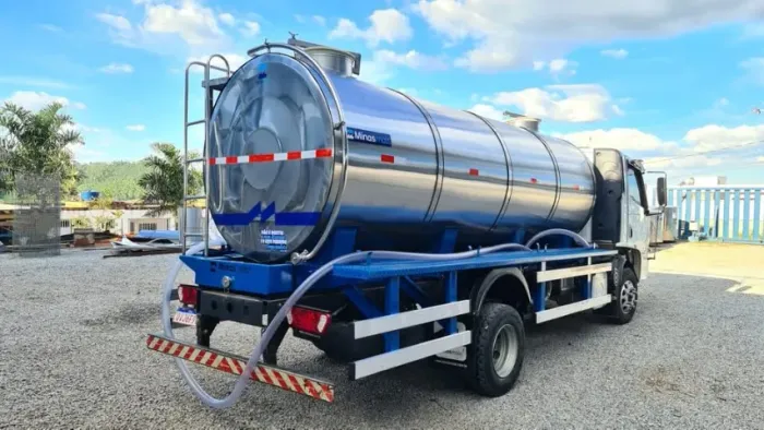 Tanque rodoviário Isotérmico de 8.000 litros - NOVO - Minas Mais