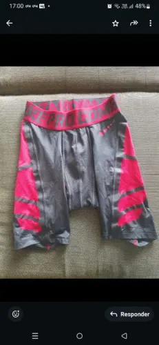 Shorts de compressão Nike  Pro Combat- tamanho M