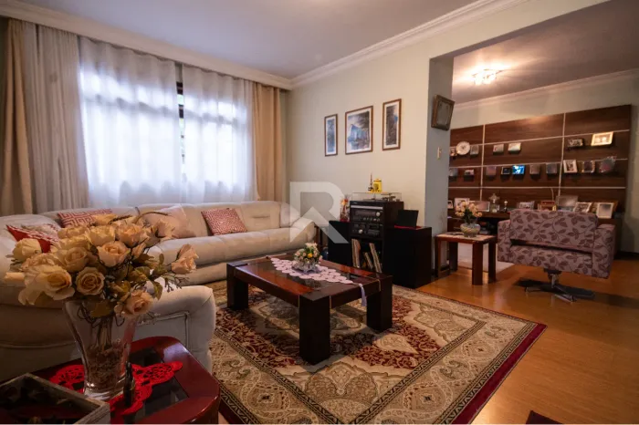 Sobrado Ensolarado com Garden e Vista Livre à venda, 266 m² - Cajuru - Curitiba/PR